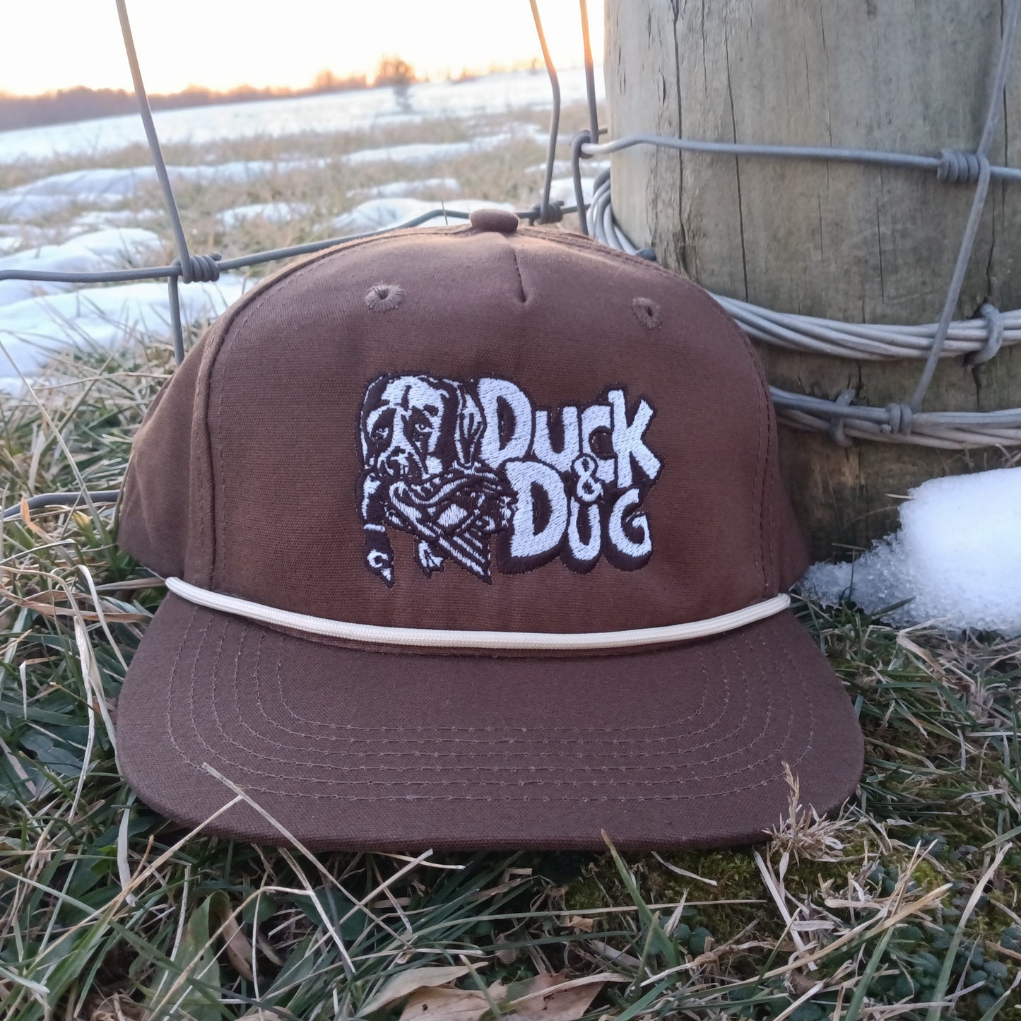Solid Rope Duck & Dog Logo Hats